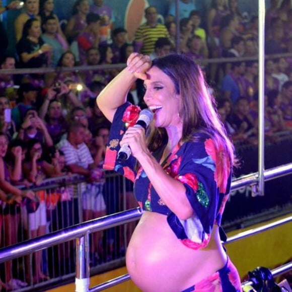 Ivete Sangalo ganhou 29 quilos na gravidez das gêmeas Marina e Helena