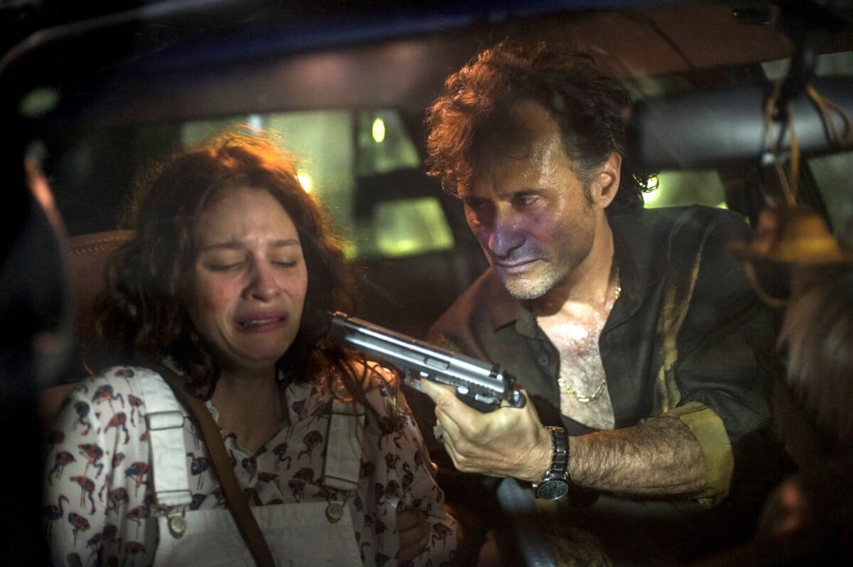 Лариса Гузееваның эротикалық фотосуреттері