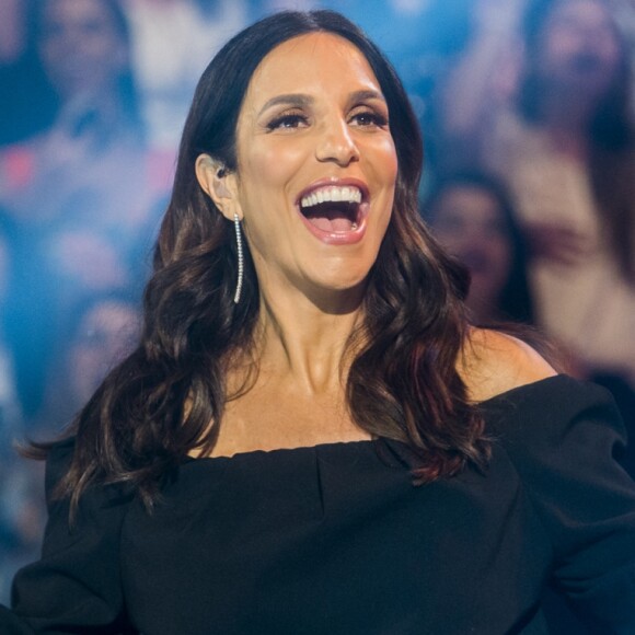 Ivete Sangalo preparou uma surpresa para os fãs no dia de seu aniversário