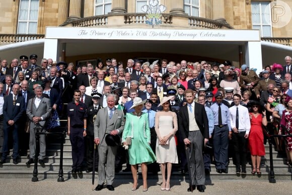 Meghan Markle e Harry cancelaram viagem após casamento para prestigiarem a primeira festa de aniversário de príncipe Charles, que completa 70 anos dia 14 de novembro de 2018