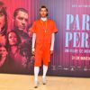 O cantor Jaloo se jogou na cor laranja para a pré-estreia do filme 'Paraíso Perdido', em São Paulo, nesta segunda-feira, 28 de maio de 2018
