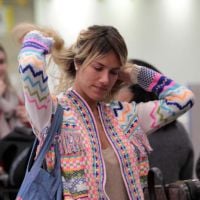 Sem maquiagem, Giovanna Ewbank embarca em aeroporto e se incomoda com paparazzo