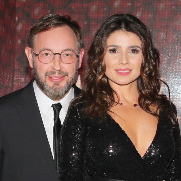 Paula Fernandes ganhou elogio do namorado, Claudio Mello, por capa de revista nesta quarta-feira, 30 de maio de 2018