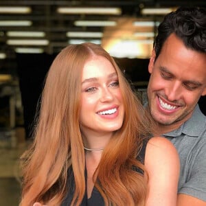 Marina Ruy Barbosa malha com o marido, o empresário Xandinho Negrão