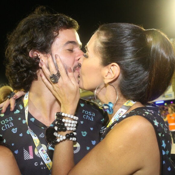 Fátima Bernardes elegeu música de Lenine como a que embala seu namoro com o advogado Túlio Gadêlha