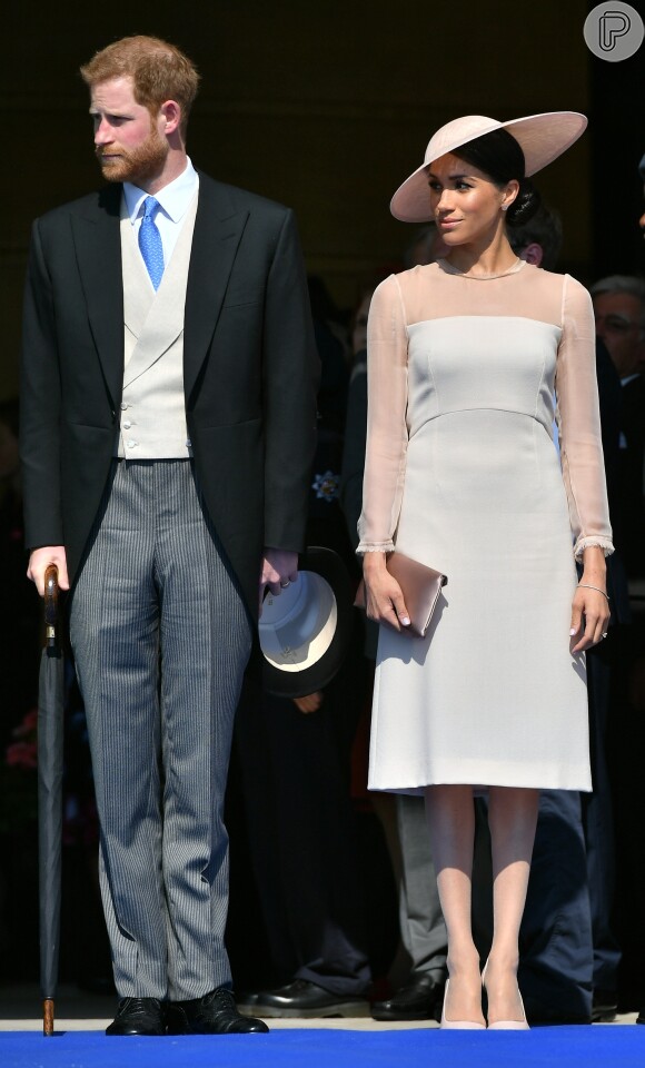 Meghan Markle e príncipe Harry surgiram em público logo após o casamento