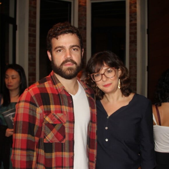A separação de Regiane Alves e o cineasta João Gomez aconteceu em dezembro