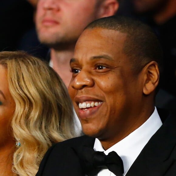 Beyoncé estreou a turnê com o marido no País de Gales e, juntos, vão fazer 48 shows na Europa e Estados Unidos