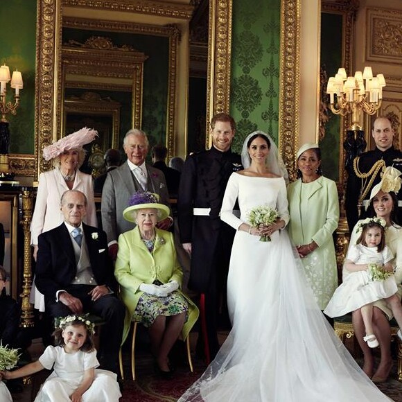 A rainha Elizabeth II presenteou o neto, príncipe Harry, e Meghan Markle com uma mansão em Londres