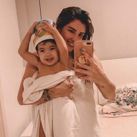 Aline Gotschalg contou readaptou a rotina após nascimento de Lucca