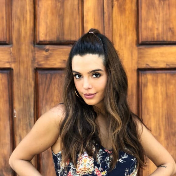 Giovanna Lancellotti gosta de ficar antenada no mundo fashion: 'Eu gosto de moda, de ver tendências, de saber o que está rolando nesse universo''