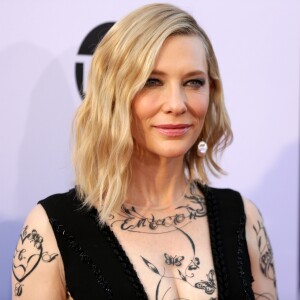 Cate Blanchett usou brincos de pérola e cabelo solto na 46ª edição do AFI Life Achievement Award, realizado no Teatro Dolby, na Califórnia, Estados Unidos, nesta quinta-feira, 7 de junho de 2018