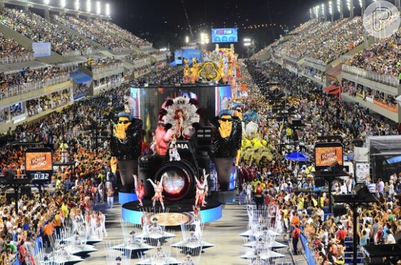 O Salgueiro cantou a fama no enredo do Carnaval de 2013