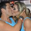 Mirella Santos beija Ceará no camarote em Salvador