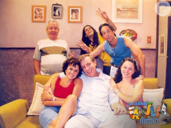 'A Grande Família' estreou em 2001 na Globo. No elenco fixo, Marieta Severo (Nenê), Marco Nanini (Lineu), Guta Stresser (Bebel), Pedro Cardoso (Agostinho Carrara), Tuco (Lúcio Mauro Filho) e Seu Floriano (Rogério Cardoso) completavam a família Silva