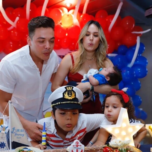 No domingo (25), Wesley Safadão comemorou o aniversário do filho mais velho em seu navio