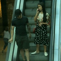 Alexandre Pato é fotografado com Bianca Andrade em shopping. Fotos!