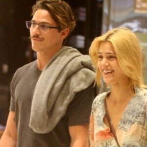 'Estou feliz. Meu coração está bem. Mas não quero rotular nada ainda', disse Romulo Neto