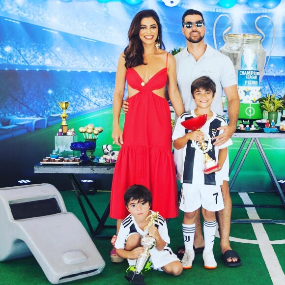 Juliana Paes é mãe de Pedro, de 8 anos, e Antônio, de 5