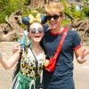 Em setembro, Larissa manoela comemorou aniversário do namorado na Disney Califórnia