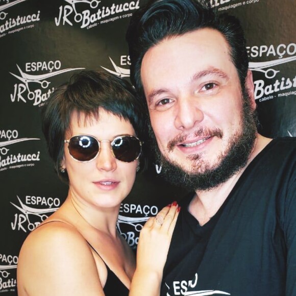 Bianca Bin fez nova mudança de visual e adotou cabelo com franja