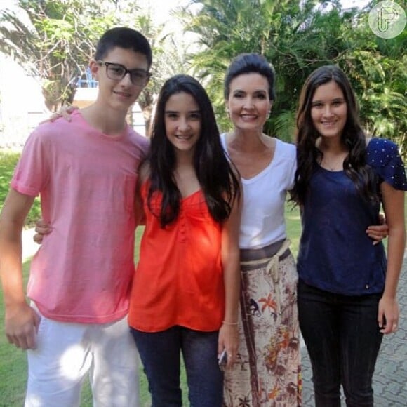 Fátima Bernardes é mãe dos trigêmeos Vinicius, Beatriz e Laura