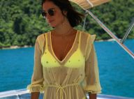 É trend! Vera Viel elege biquíni neon para passeio de lancha em Angra. Fotos!