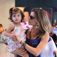 Grazi Massafera conta que Sofia, de 2 anos, é vaidosa: 'Adora batom e esmalte'