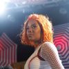 Ludmilla ganhou elogios ao usar peruca lace laranja em recente show