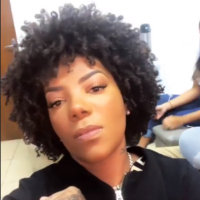 Ludmilla se maquia e exibe cabelo natural em vídeo: 'Mulher com black lindo'