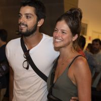 Agatha Moreira curte musical com Rodrigo Simas e comenta namoro: 'Felizes'