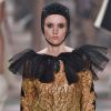 Dior apostou na exuberância das produções na Semana de Moda de Paris