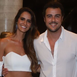 Joaquim Lopes está namorando a cantora mineira Marcella Fogaça