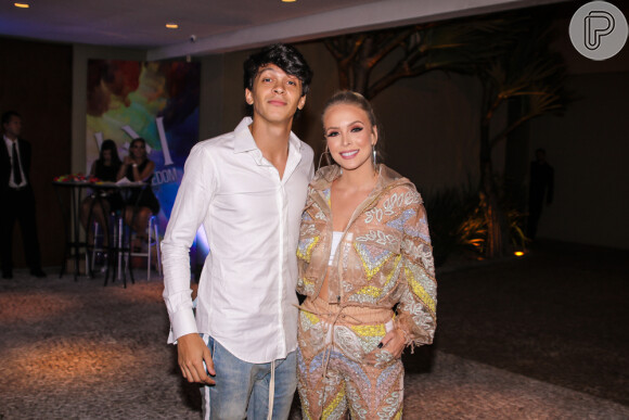 Famosos prestigiam festa de aniversário de 18 anos de Larissa Manoela, em São Paulo, na noite desta quarta-feira, 30 de janeiro de 2019