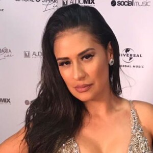 Simone, da dupla com Simaria, tem exibido o corpo mais magro
