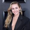 Looks do Grammy Awards 2019: Miley Cyrus e sua alfaiataria chic