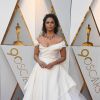 Camila Alves foi para a 90ª edição do Oscar, em 2018, acompanhada do marido, Matthew McConaughey. A modelo brasileira apostou em um vestido digno de noiva de Vivienne Westwood, joias de Chopard, sapatos Stuart Weitzman e clutch Jimmy Choo