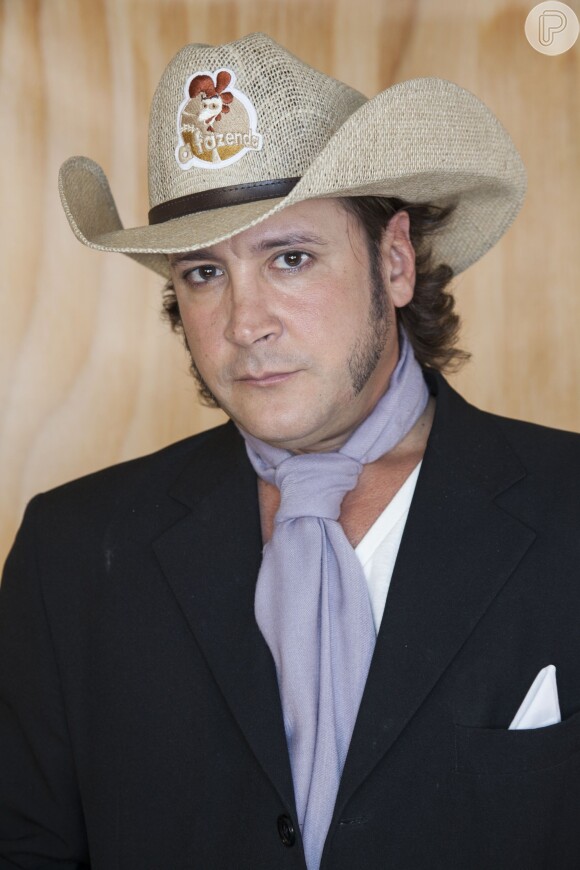 Roy Rossello paga pensão e é solto. Cantor deve voltar à 'Fazenda'