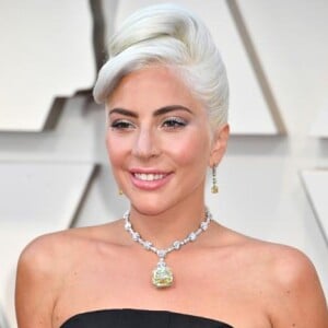 Lady Gaga usou o icônico Diamante Tiffany de 128 quilates e 82 facetas na noite do Oscar 2019