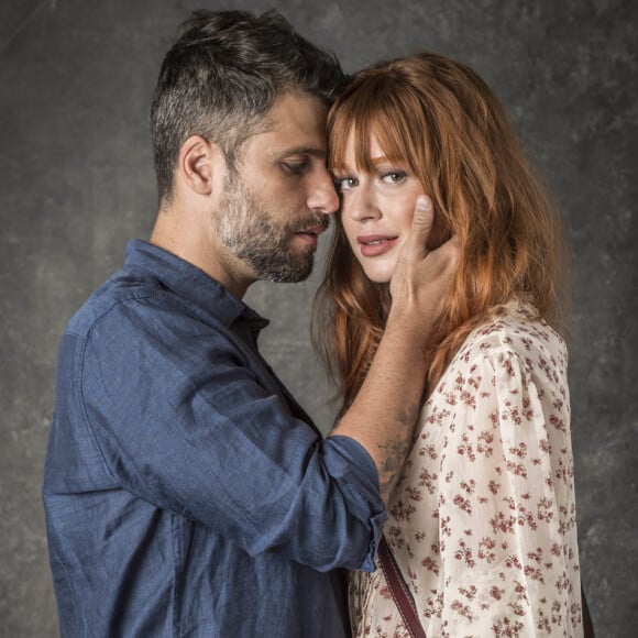 Bruno Gagliasso vive um romance com a personagem de Marina Ruy Barbosa em 'O Sétimo Guardião'