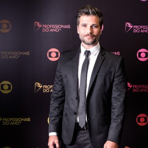 Com crise renal, Bruno Gagliasso foi internado em hospital no Rio