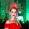 Monique Alfradique usou vestido tomara que caia Lethicia Bronstein para o baile do Copacabana Palace