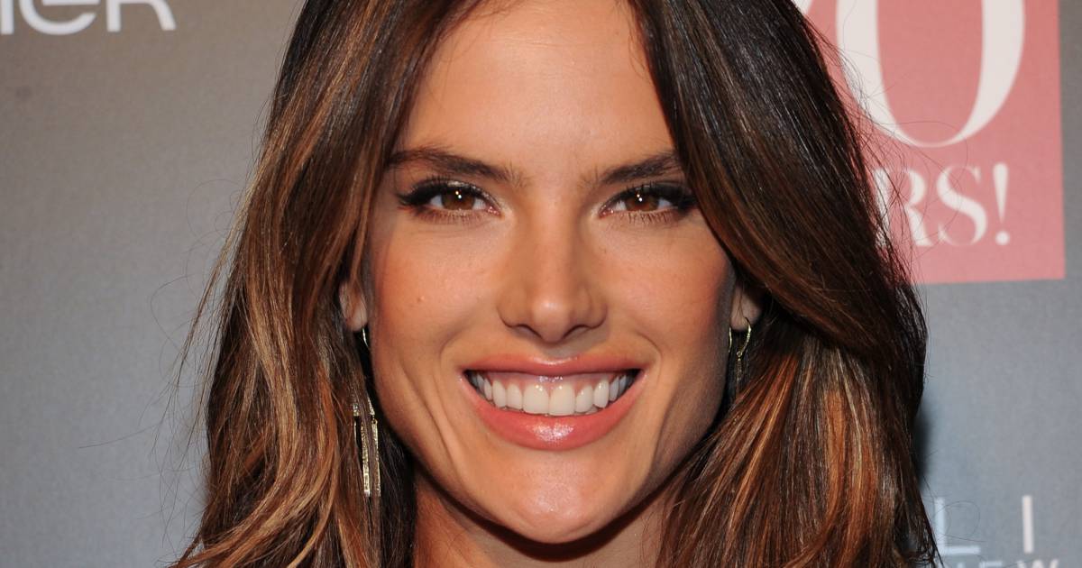 Alessandra Ambrosio será jurada do programa 'Australia's Next Top Model