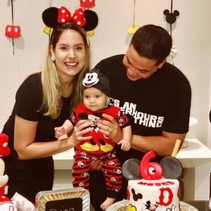 Wesley Safadão e Thyane Dantas organizaram uma festa inspirada no Mickey para o filho, Dom