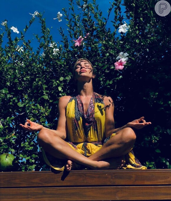 Grazi Massafera mudou o foco após fazer ioga: 'Temos tendência de estar sempre no passado ou no futuro, o que traz certa ansiedade'