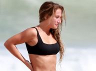 Bruna Griphao renova bronze e exibe barriga seca em dia de praia no Rio. Fotos!