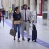 Túlio Gadelha e Fátima Bernardes atrairam olhares em aeroporto do Rio de Janeiro