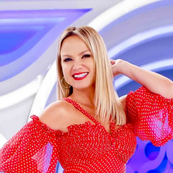 Eliana não teme que os filhos Arthur, de 7 anos, e Manuela, de 1, decidam seguir seus passos no meio artístico: 'Naturalmente eles vão curtir os bastidores de música, televisão, mas a escolha é totalmente deles'