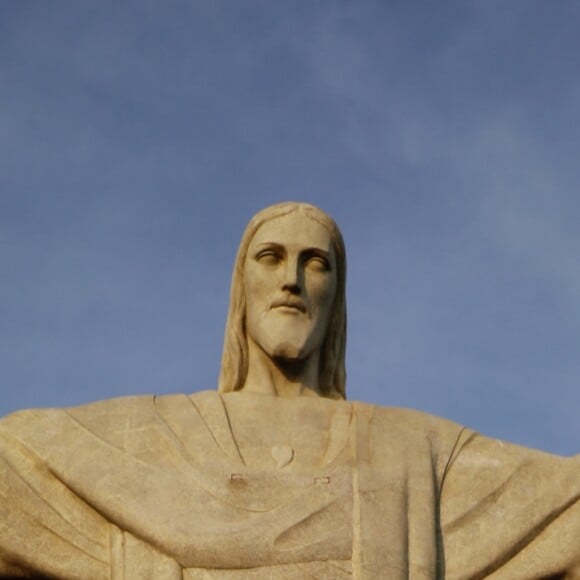 Alok e Romana se casaram no fim de janeiro aos pés do Cristo Redentor 