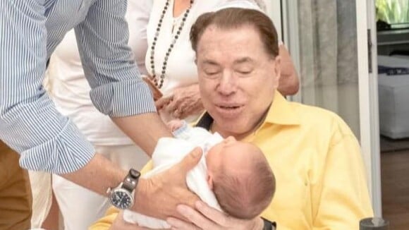 Filho caçula de Patricia Abravanel faz circuncisão ao lado do avô Silvio Santos